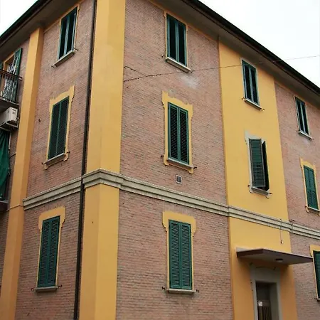 Anna's Apartment, The Heart Of Bologna. דירה בולוניה