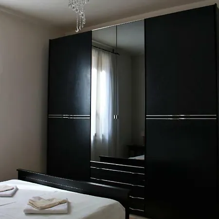 Anna's Apartment, The Heart Of Bologna. Bolonia