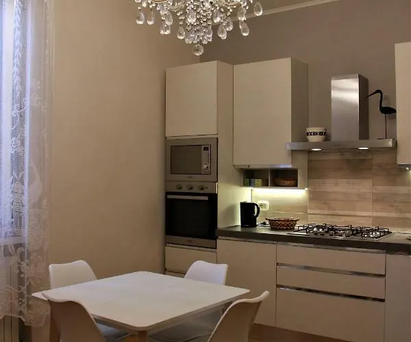 Anna's Apartment, The Heart Of Bologna.